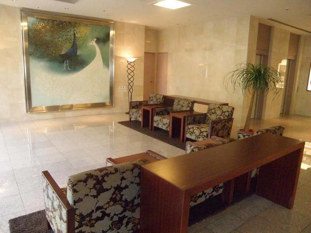 Hotel Crown Palais Kofu Экстерьер фото